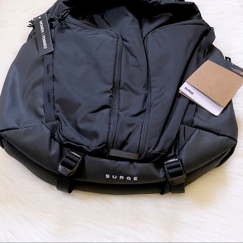 The North Face Women’s Surge 31 Liter Backpack In Black - Picture 2 of 9